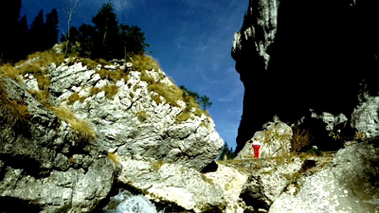 Principalele trasee turistice din masivul Bucegi au fost refăcute