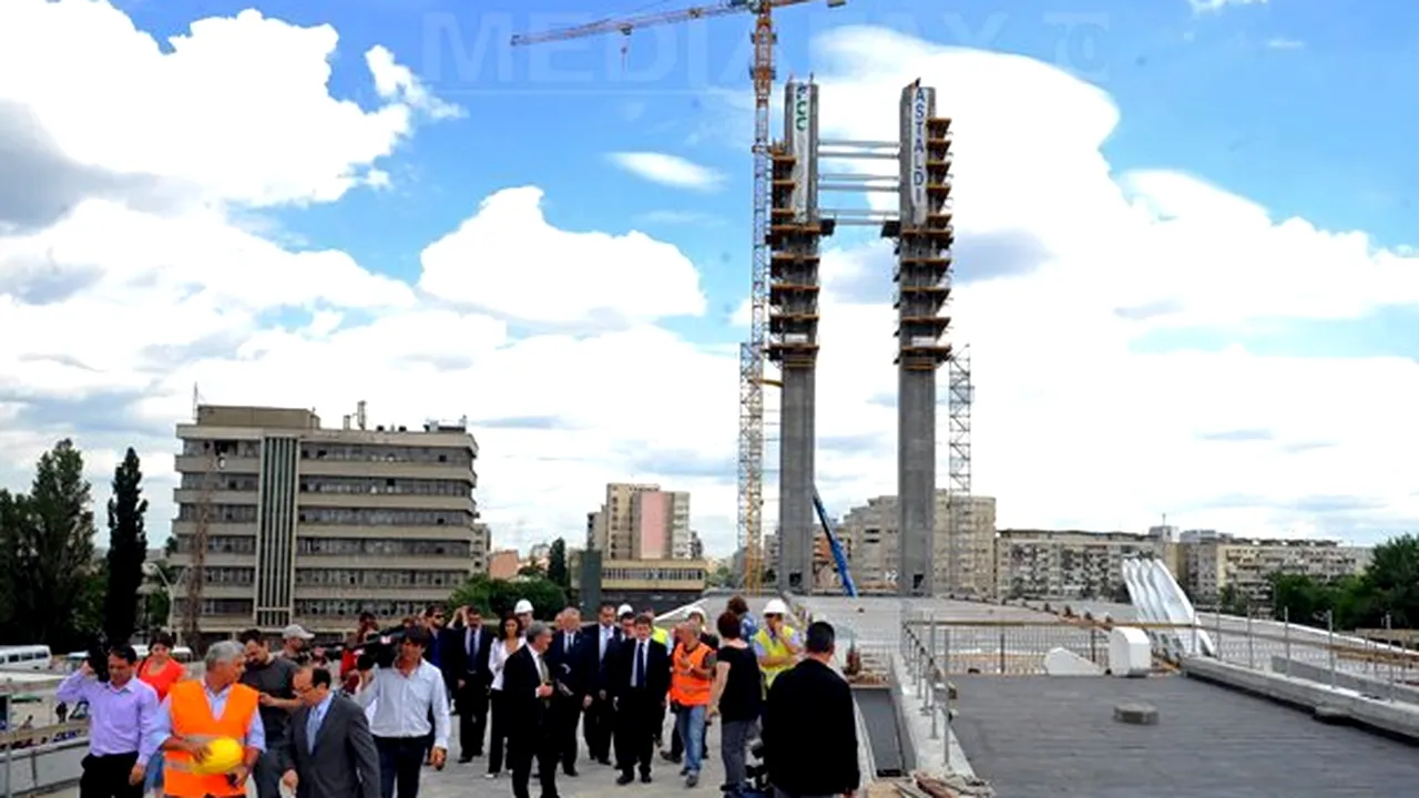 Oprescu: Circulaţia pe sub Pasajul Basarab ar putea fi reluată după 15 septembrie