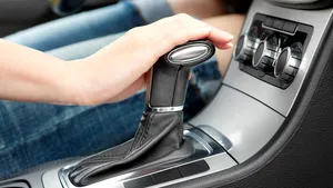 Top 10 cele mai ieftine maşini second hand cu cutie automată - GALERIE FOTO