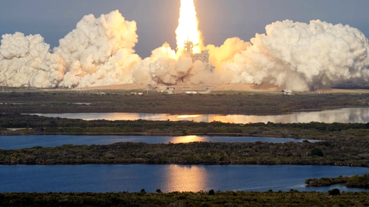Ultimul zbor pentru cea mai veche navetă din flota spaţială NASA. Discovery a ajuns pe ISS