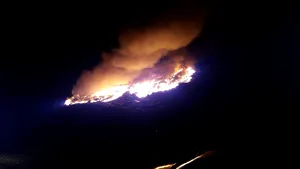 Incendiu puternic la groapa de gunoi a oraşului Arad | FOTO, VIDEO