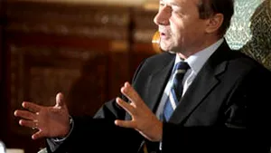 Romanian President Meets Party Leaders To Discuss Kosovo