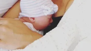 Anul în care vor fi mai mulţi bebeluşi născuţi din părinţi care s-au cunoscut online decât offline