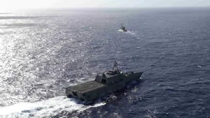 China trimite nave militare după ce o navă americană a intrat într-o zonă disputată. Beijingul acuză SUA că amenință stabilitatea regională