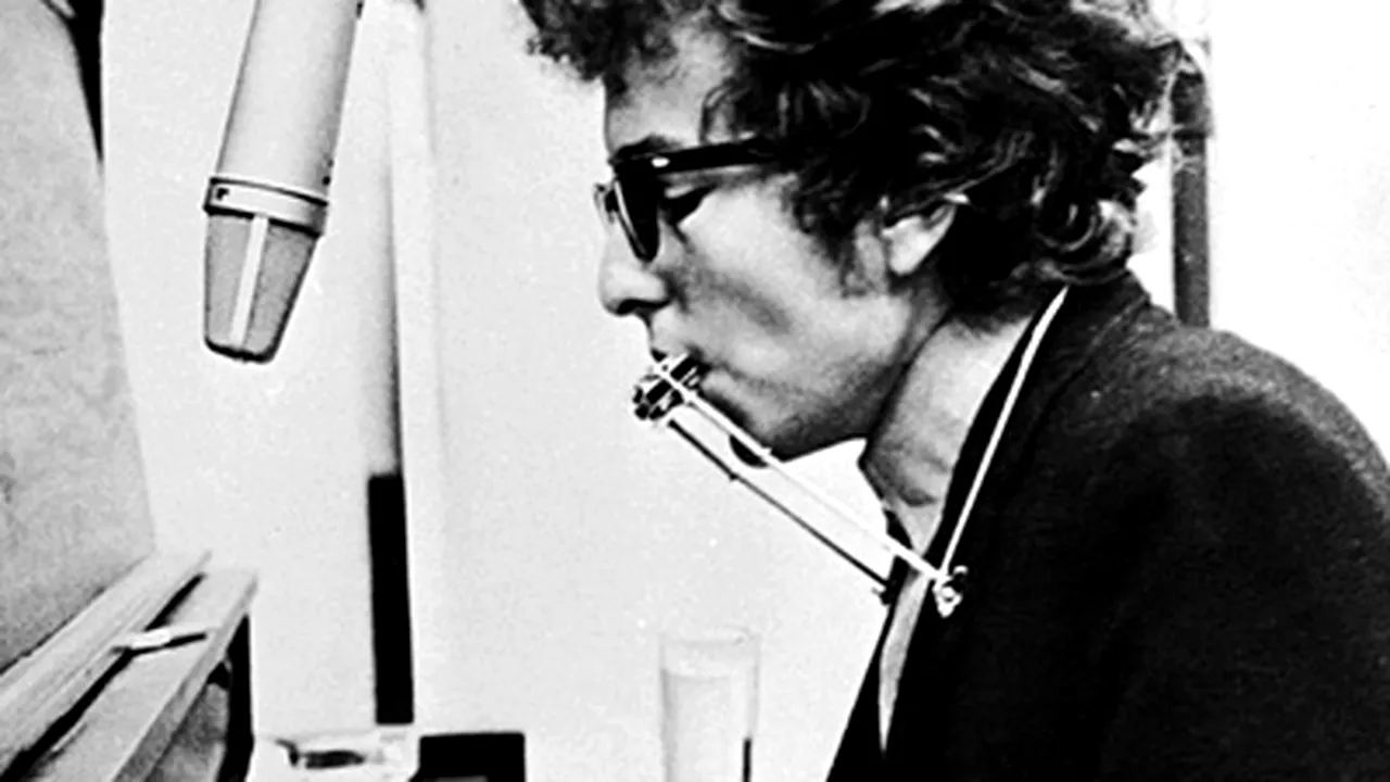 Muzicuţele lui Bob Dylan, scoase la vânzare (Galerie Video)