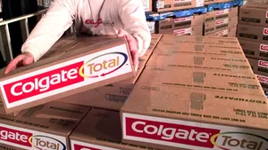 Colgate-Palmolive obţine în instanţă oprirea unei investigaţii a Consiliului Concurenţei