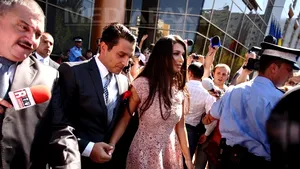 DECLARAŢIA DE AVERE a Elenei Băsescu: Împreună cu soţul are patru conturi în valoare totală de peste 450.000 euro