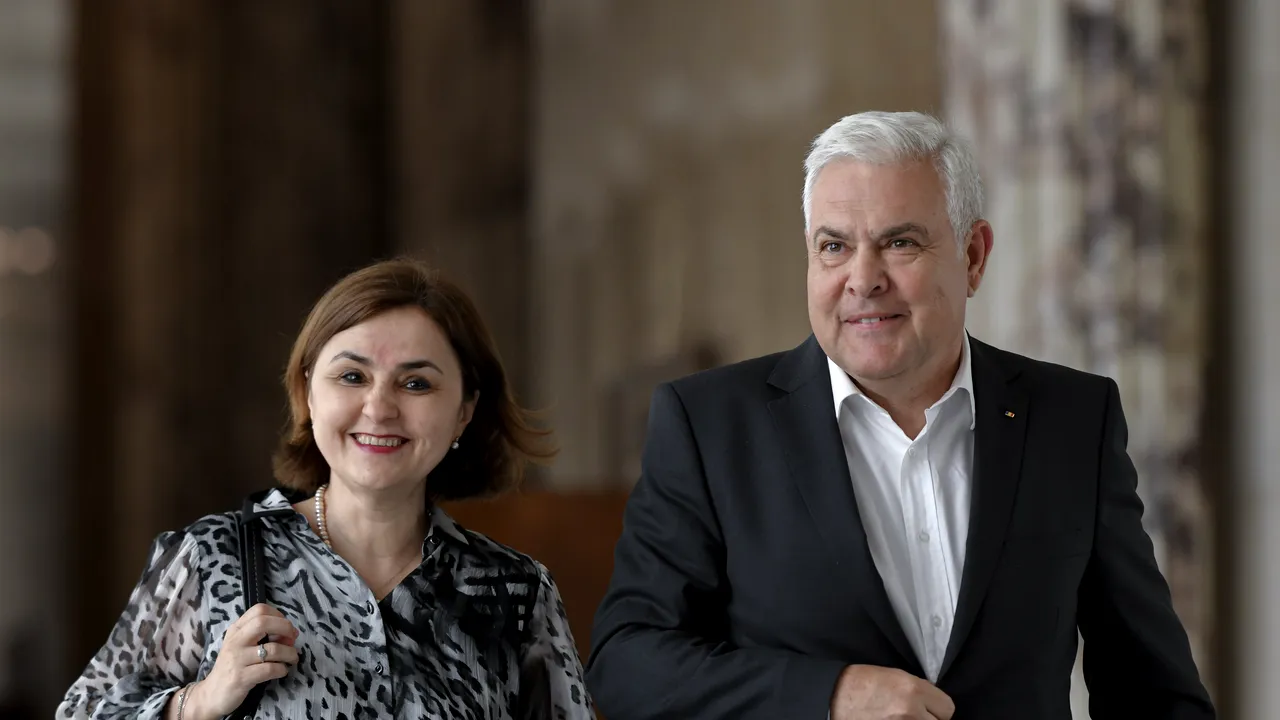 USR cere demiterea miniştrilor Apărării şi de Externe şi expulzarea ambasadorului Rusiei în România