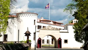 Palatul pe inventar. Ce s-a ales de clădirea istorică în care Regele Mihai a fost forţat să abdice. Imagini în premieră absolută 