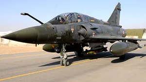 România ar putea achiziţiona avioane franceze Mirage 2000-9 la mâna a doua