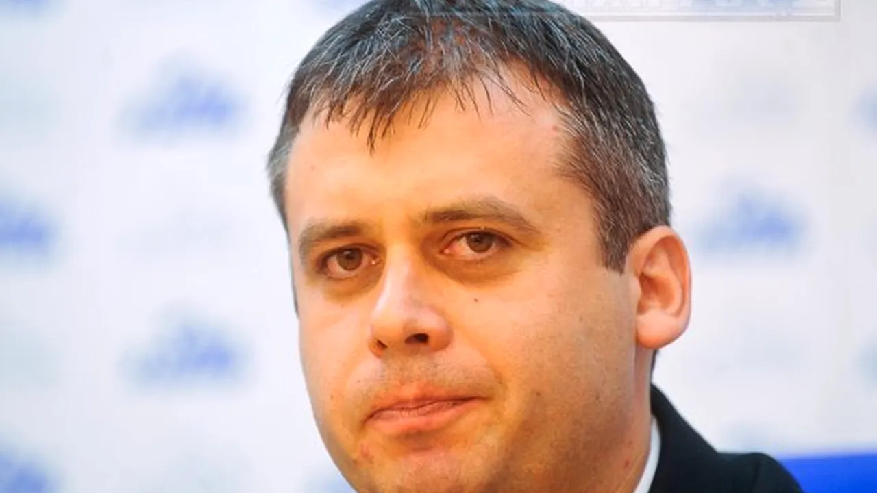 Boagiu l-a numit pe fostul director RATB, Adrian Criţ, la şefia Autorităţii Metropolitane de Transport