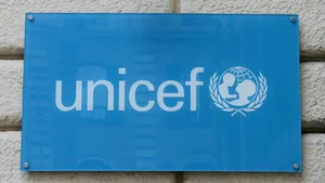UNICEF condamnă atacurile aeriene din Myanmar: Civilii plătesc prețul conflictului