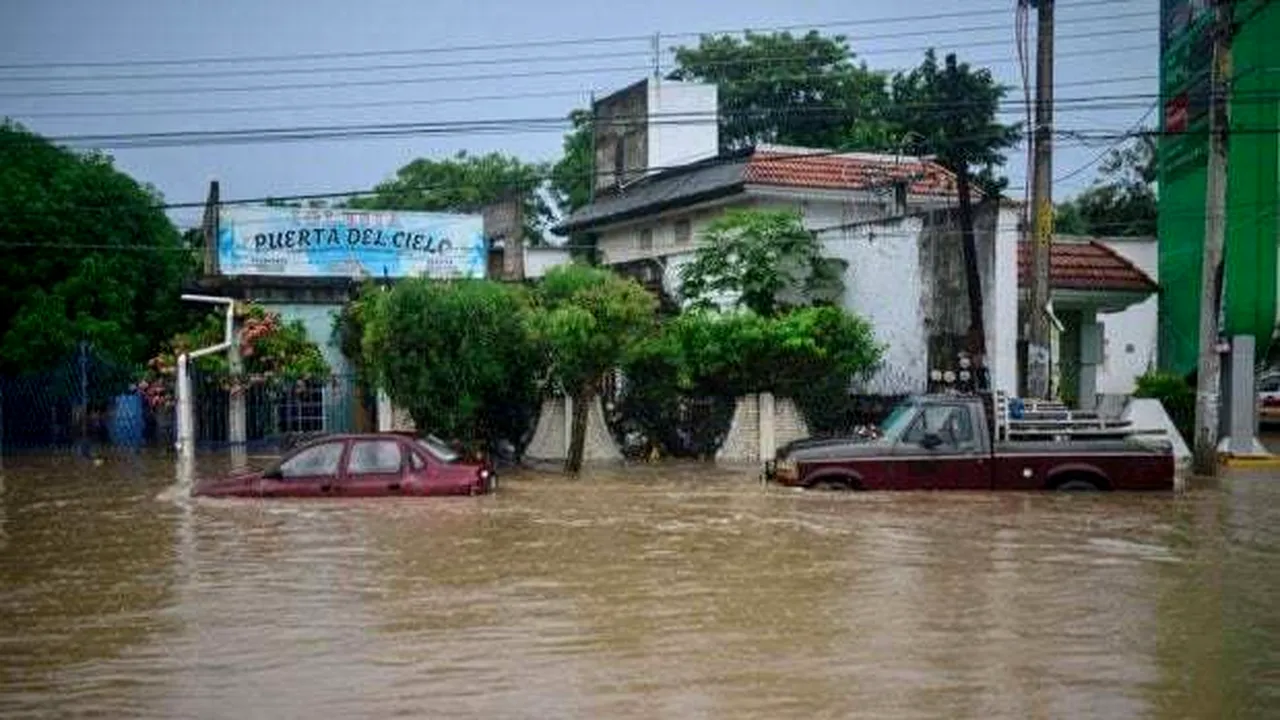 Furtuni devastatoare în Mexic. 27 de morți, sute de școli afectate și mii de locuințe distruse