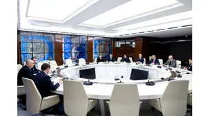 Mediul de afaceri cere eliminarea impozitului minim pe cifra de afaceri. Variantele propuse de premier