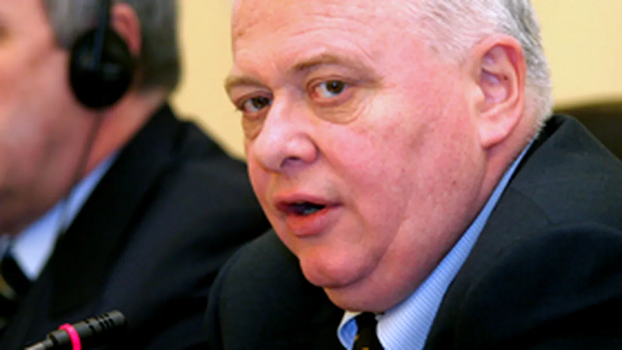 Hrebenciuc cere respingerea linşajului mediatic la care e supus Geoană