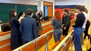 Primăria Capitalei caută tineri profesioniști pentru administrația publică: competență, nu cantitate