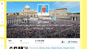 Popularitatea papei Francisc pe Twitter a crescut: contul papal a depăşit 10 milioane de followeri