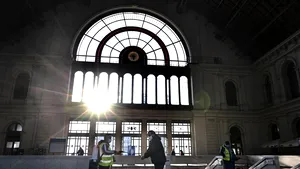 Ungaria renunţă la starea de urgenţă pe 20 iunie. UE îi cere lui Viktor Orban să renunţe la guvernarea prin decret