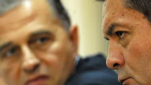 Rus cere lui Geoană trecerea de la dezbateri de tip 