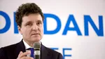 Nicuşor Dan are un nou număr de telefon: vă aştept mesajele pe WhatsApp, îl ducem şi la Cotroceni
