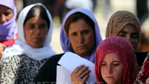 Zeci de femei din minoritatea yazidi, vândute pentru a se căsători cu insurgenţi din Siria - FOTO