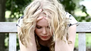 Să regreţi că nu ai făcut ceva sau să regreţi că ai făcut ceva greşit. Ce doare mai mult?