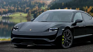 Maşinile de lux, o pasiune costisitoare căreia criza nu îi poate pune frână. Preferinţele românilor în luna martie