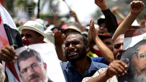 Sute de persoane, interogate de autorităţi în urma violenţelor de la Cairo