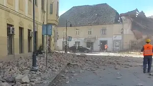 VIDEO Un cutremur puternic a lovit Croaţia. Seismul cu magnitudinea de 6,4 s-a simţit şi în Italia. UPDATE: Cel puţin şapte persoane au murit, iar alte zeci au fost rănite