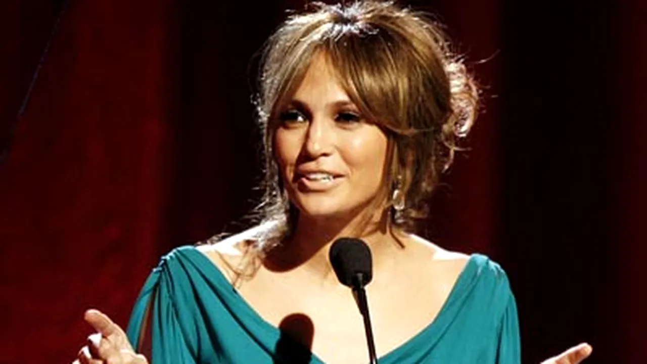 Jennifer Lopez, afectată de criza economică