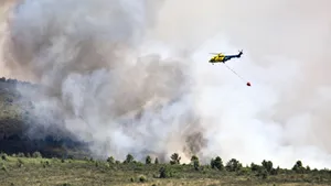 Incendiu uraș în Spania, cu 34 de localități evacuate: „Schimbările climatice ucid!”