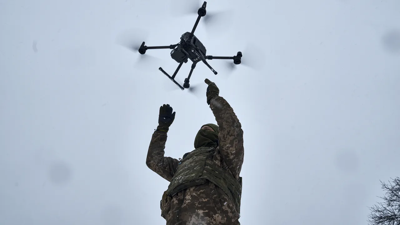 Kievul vrea să introducă în şcoli un curs pentru a-i învăţa pe copii să folosească drone