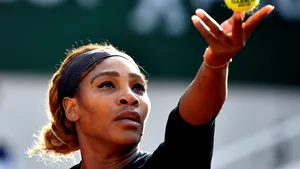 Serena Williams s-a calificat în 16-imi la Roland Garros, dar are probleme la genunchi 