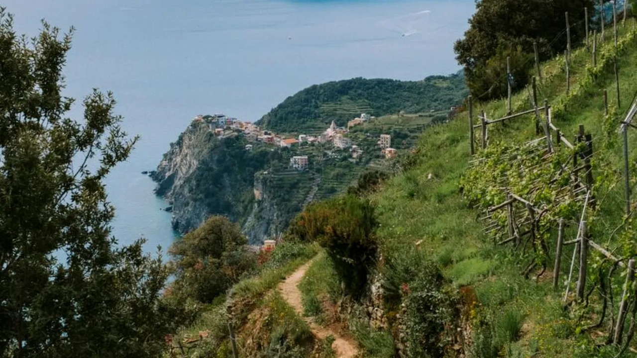 Drumul Iubirii din Italia, redeschis după ani de lucrări. Turiștii trebuie să respecte câteva reguli neașteptate