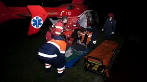 Şoferul care a accidentat două surori pe o trecere de pietoni, dintre care una a murit, a fost arestat