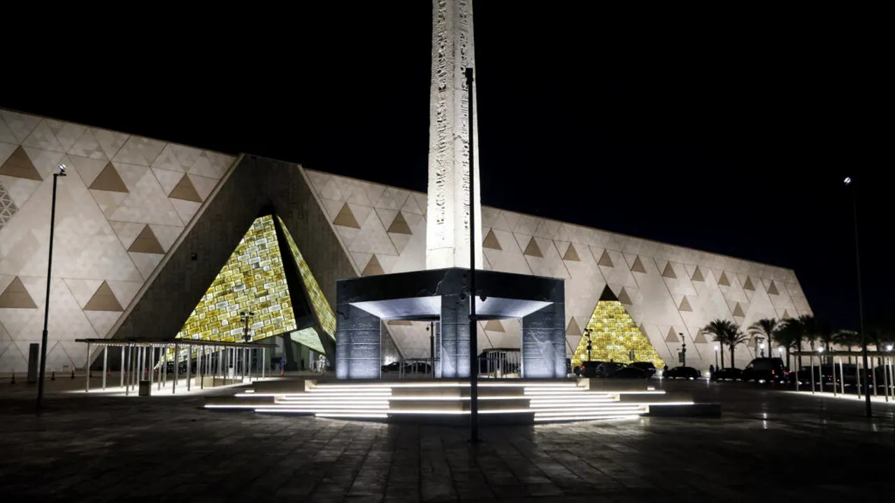 Egiptul inaugurează Marele Muzeu Egiptean: O bijuterie de miliarde de dolari