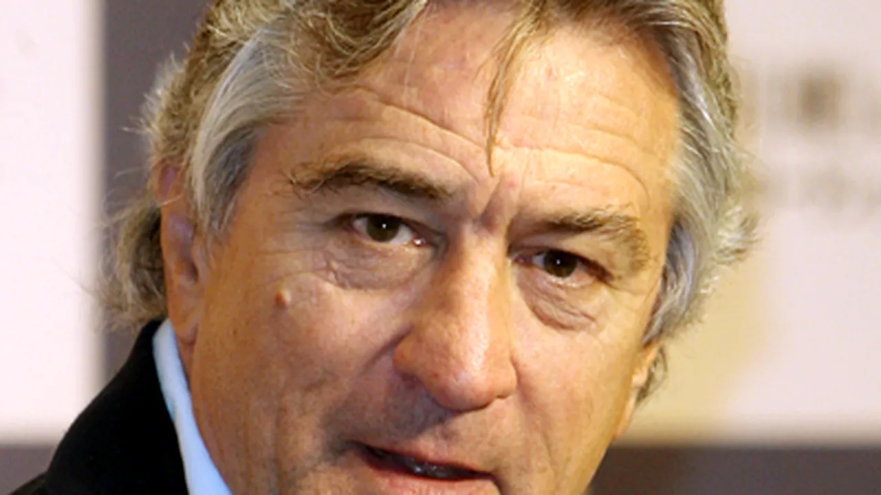 Robert De Niro, într-un film de televiziune despre viaţa unui antrenor de fotbal american