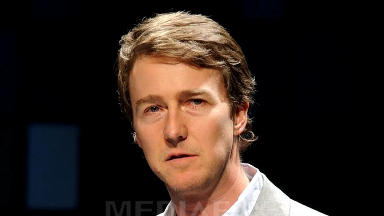 Edward Norton ar vrea să lucreze din nou cu Brad Pitt
