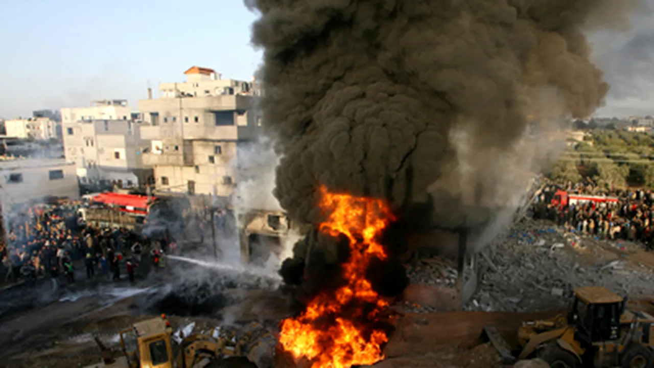 Peste 270 de morţi în Fâşia Gaza, în urma raidurilor israeliene