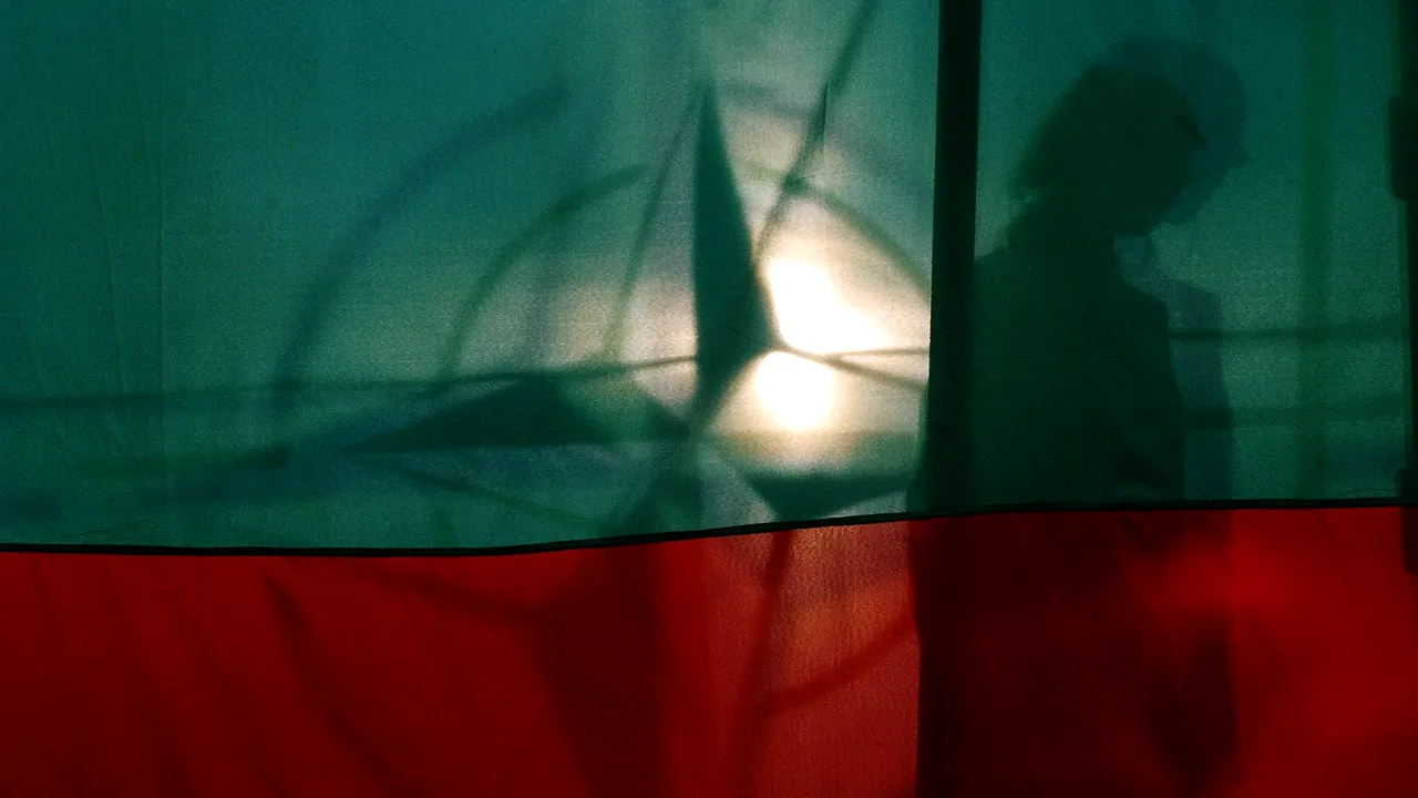 Bulgaria respinge cererea Rusiei şi susţine că ia propriile decizii de apărare, în coordonare cu NATO
