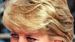 Duminică, 31 august 1997 / 10:36:00 - Prinţesa Diana şi multimilionarul Dodi Al-Fayed au decedat într-un accident de circulaţie la Paris