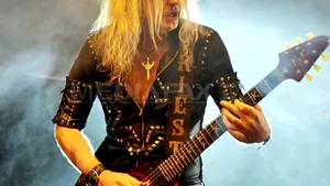 Chitaristul K.K. Downing a părăsit Judas Priest din cauza unor probleme cu managementul formaţiei