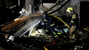 Un atac rusesc zguduie Kievul. Explozii puternice și clădiri cuprinse de flăcări
