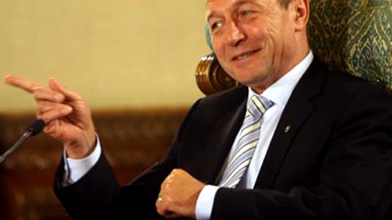 Băsescu a spus un banc la OTV despre eradicarea corupţiei