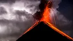 Un vulcan a erupt în Rusia după cutremurul puternic. Alertele de tsunami au fost ridicate