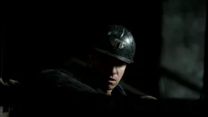 Proteste în Valea Jiului: Doi mineri spitalizaţi s-au întors în subteran. Alţi doi, transportaţi la spital