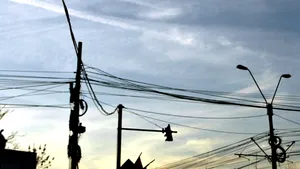 Paisprezece români, condamnaţi în Franţa pentru furturi de cabluri în valoare de sute de mii euro