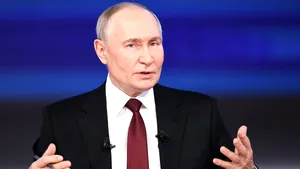 Putin şi-a cerut scuze deoarece „incidentul tragic” cu avionul azer a avut loc în spaţiul rusesc