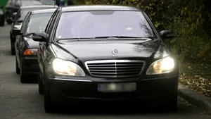 Boc: Maşinile Cancelariei au făcut trei milioane de km în 2008
