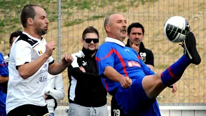 VIDEO 35 de ani de la câştigarea Cupei Campionilor Europeni la fotbal de către Steaua. ”Magicianul” Majearu, pentru Mediafax: ”Am încercat marea cu degetul”!